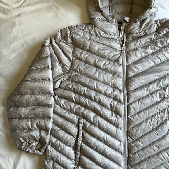 Mountain Wearhouse Puffer Coat - Picture 2 of 6